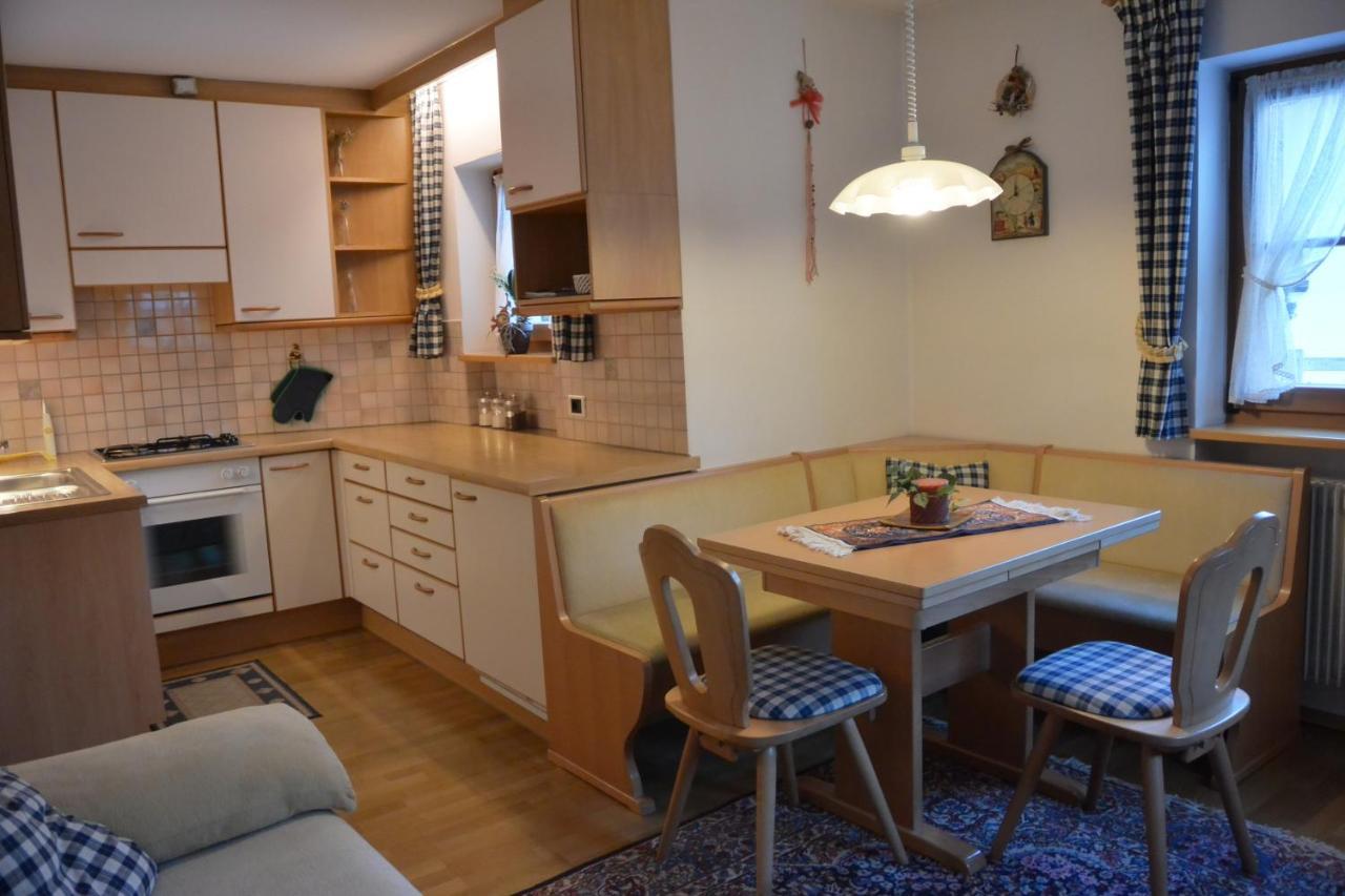 P&F Apartment Urtijëi Buitenkant foto