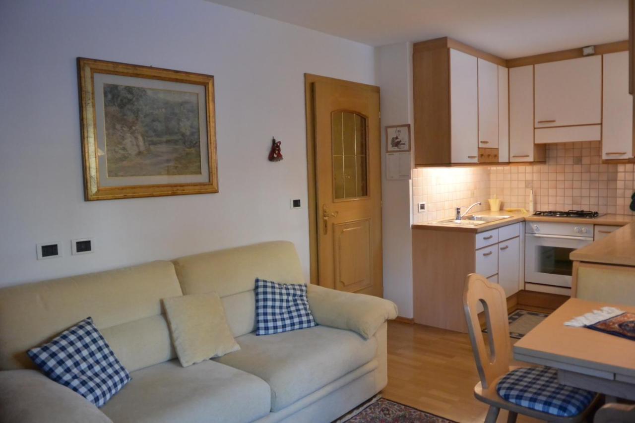 P&F Apartment Urtijëi Buitenkant foto