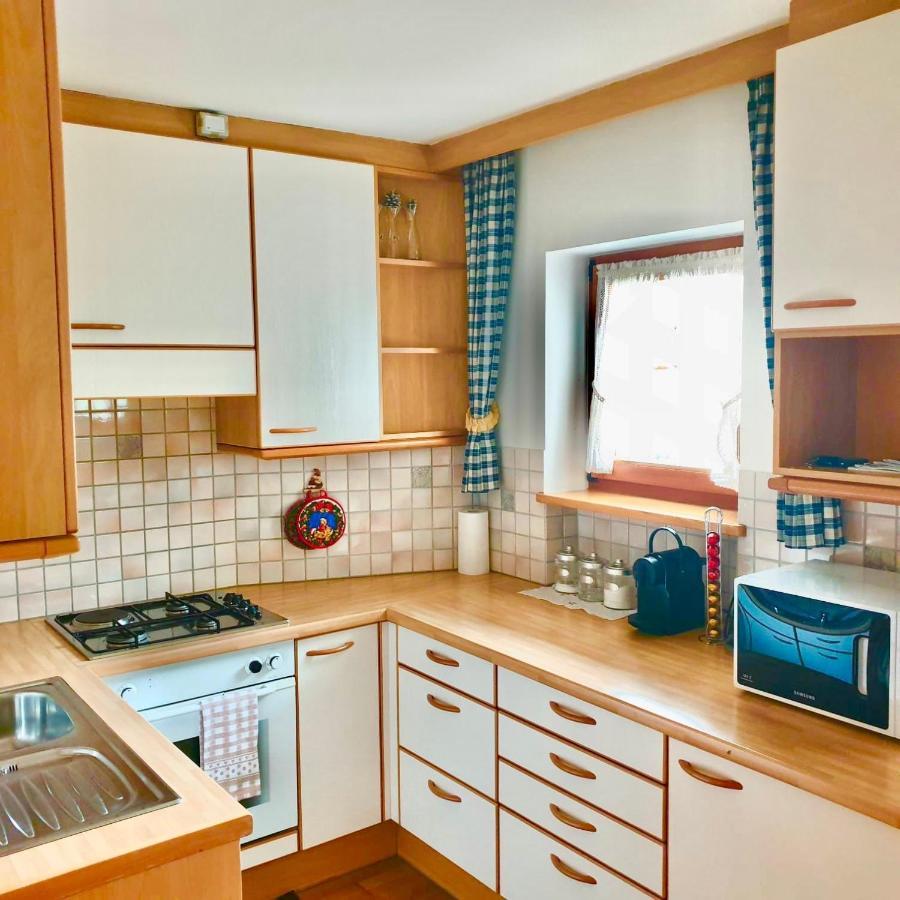 P&F Apartment Urtijëi Buitenkant foto
